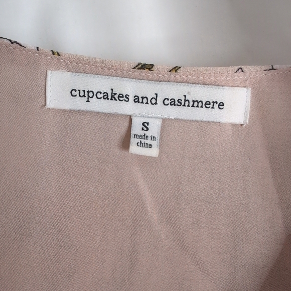 Nordstrom Rack (Cashmere and Cupcake Pink Frilly Floral Patterned Dress, Size S - Picture 3 of 9